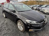 VW Golf Variant, 2.0 TDI Golf VII Comfortline PDCvo hi Abstandstempomat Massagefunktion Front, Jahr 2020 - Boxberg (Baden-Württemberg)