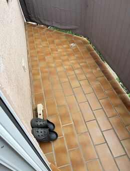 Gepflegte 3-Zimmer-Wohnung mit zwei Balkonen und Tiefgaragenstellplatz im Herzen von Dietzenbach - Dietzenbach