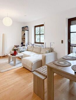 Charmante 2-Zimmer-Wohnung am Marktplatz - mit sonnigem Balkon - Markt Schwaben