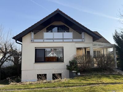Modernisiert: 40 kWh! Viel Platz, viele Möglichkeiten ! Zweifamilienhaus mit ELW / Gewerbe im UG, HÖS-SÜD
