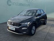 VW T-Roc, 2.0 TDI STYLE, Jahr 2021 - München