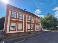 Mehrfamilienhaus mit 4 Wohneinheiten und 5 Stellplätzen im Ortskern von Dörnitz! - Möckern (Sachsen-Anhalt)
