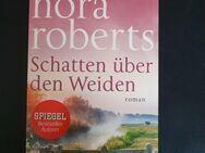 Schatten über den Weiden von Nora Roberts (2016, Taschenbuch) - Essen