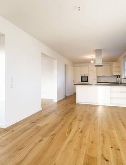 Gut geschnittene Dachgeschosswohnung mit Aufzug und Seeblick in Tutzing - Tutzing