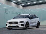 Volvo V60, R-DESIGN AWD, Jahr 2020 - München