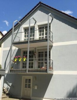 Sehr schöne 3 Zimmer Wohnung mit 3 Balkonen auf zwei Ebenen - Deggendorf