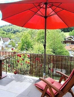 2 Parteienhaus mit großem Garten, Garage & 2 Stellplätzen - Heppenheim (Bergstraße)