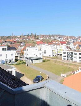 Renovierungsbedürftige 5-Zimmer-Wohnung mit Balkon und Außenstellplatz - Albershausen