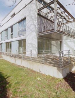 Modern, Hell, Gross - 4 Zimmer-Maisonette-Wohnung im Dichterviertel - Düsseldorf