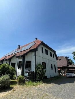 Aussergewöhnliches EFH mit Keller - Schwülper