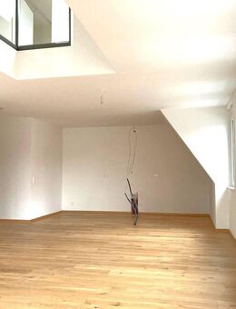 Exklusive 4-Zimmer-Maisonette-Wohnung – Ein Zuhause voller Luxus und Eleganz - Baden-Baden