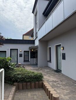 Energetisch sanierte 2-Zimmer Wohnung in BI Gellershagen mit Balkon und Einbauküche - Bielefeld