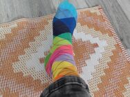 Boy verkauft seine dreckigen Socken, 3 Wochen getragen - Türkheim