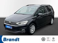 VW Touran, 1.5 TSI Comfortline, Jahr 2024 - Achim