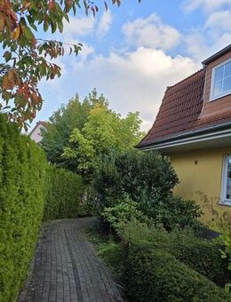 Wunderschöne DHH im Villenstil in begehrter und ruhiger Lage von Kassel-Harleshausen - Kassel