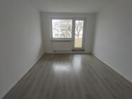 *Drei Zimmer*Tageslichtbad und Balkon* - Sangerhausen