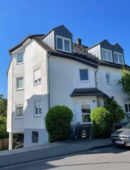 Helle Dachgeschosswohnung mit Balkon und Garage direkt am Rhein - Lahnstein