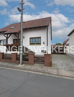 Freistehendes Einfamilienhaus mit Einliegerwohnung - Nesse-Apfelstädt