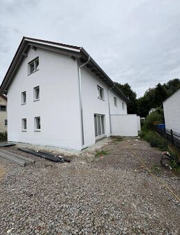 ERSTBEZUG - Neubau Reihenhaus in Niedermotzing - Aholfing