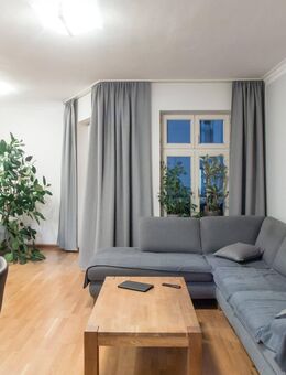 HOMESK - Vermietete 3-Zimmer-Wohnung mit Balkon nahe Rosenthaler Platz - Berlin