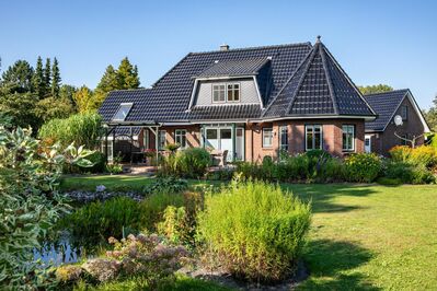 Exklusive Chance! Wohnhaus und Gewerbehalle auf großzügigem 5.000 m² Grundstück! Nur 777.777 €!