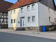 Einfamilienhaus mit Fernsicht und viel Wohnraum in idyllischer Lage - Diemelstadt
