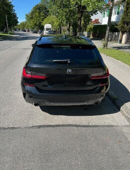 BMW 330i Touring M Sport – 258 PS – Top Ausstattung – 1. Hand – Scheckheft - München