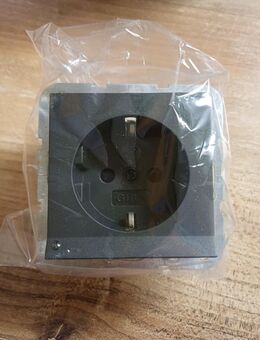 Gira 117028 Schuko Steckdose System 55 Anthrazit KS LED-Beleuchtung NEU - Remscheid