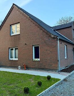 Schöne 2 Zimmerwohnung in ruhiger Lage neu renoviert - Bremen