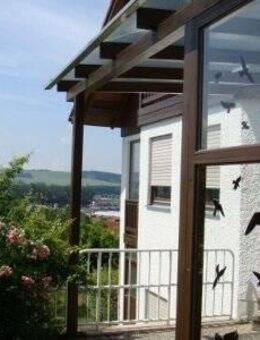 Wunderschönes ruhiges Reiheneckhaus (4-Zimmer Wohnung) mit Garten, Terrasse, Balkon und Garage und Stellplatz - Bad Birnbach