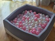 Bällebad / Kinder / Spielzeug / Ball / rosa - Laboe