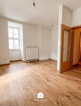 Helle 1-Zimmer-Wohnung mit Balkon in der Weidaer Altstadt - Weida