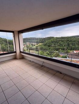Traumhafte, barrierefreie 3 Zimmer-Wohnung mit großer Loggia und unverbautem Fernblick! - Heiligenstadt (Oberfranken)