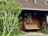 Helles 3-Zimmer-Reihenmittelhaus in Hamburg mit Garten, Terrasse und Kamin in blühender Lage - Hamburg