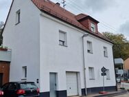 3 Familien Haus in Heilbronn-Biberach mit über 1.000m² Grundstück und 3 Autoabstellplätze - Heilbronn