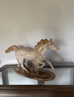 Porzellanfigur helles pferd - Bad Oeynhausen