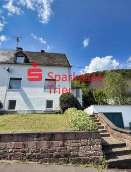 Renovierungsbedürftige Doppelhaushälfte mit Garage und großem Garten! - Trier