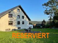 **Ihr neues Zuhause mit Weitblick - Charmante Eigentumswohnung mit Balkon in der Eifel!** - Hallschlag