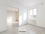 4-Zimmer-Wohnung, Loggia, TG-Stellplatz - Frankfurt (Main)