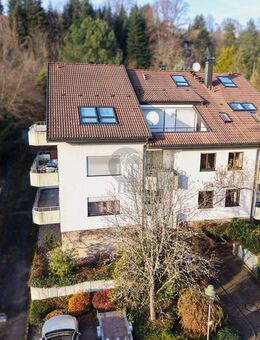 EXKLUSIVES WOHNEN IN INNENSTADTLAGE IN BADEN-BADEN, EIGENER GARTENANTEIL UND ZWEI BALKONE! - Baden-Baden