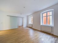 Finest Living - Exclusive 3,5-Zimmer-Wohnung in der Altstadt mit Terrasse - Regensburg