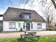 Charmantes Landhaus: Modernisiertes Zuhause in idyllischer Umgebung mit vielen Nutzungsmöglichkeiten - Hollingstedt (Landkreis Schleswig-Flensburg)