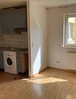 2- Zimmer-Appartment -3.Obergeschoss-Hausmeister- 90763 Fürth - Fürth