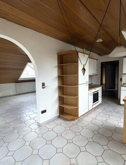 Schöne 3-Zimmer-Wohnung in ruhiger Lage! Mit Balkon und Einbauküche - Karlsruhe