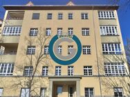 GUTE RAUMAUFTEILUNG & SOLIDES BAUJAHR - ZUM RENOVIEREN & NEU GESTALTEN - DIREKTE LAGE AM PARK - Berlin