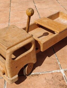 Spielzeugauto Holzauto Holzspielzeug - Weilerbach