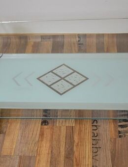Couchtisch Glas mit Zierablage - Edles Design - München