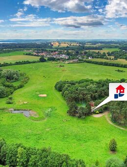 Solitär! Landhaus auf 80 Hektar in Flusslage - Groß Grönau