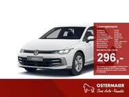 VW Golf, 2.0 TDI Life Fahrschulfahrzeug, Jahr 2022 - Straubing