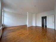 *** 3 Zimmerwohnung mit Balkon, Parkett und Aufzug! *** - Leipzig
